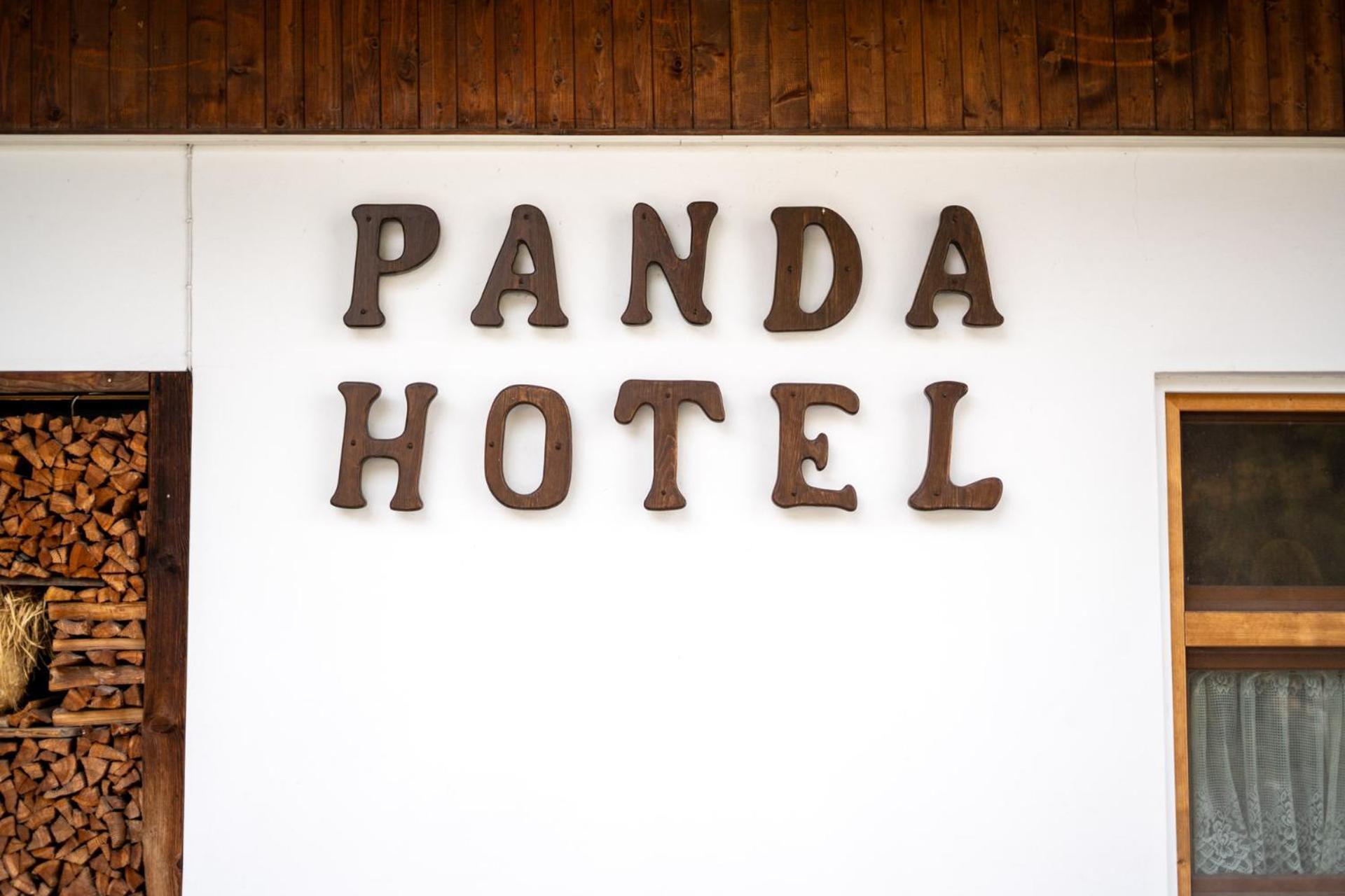 Hotel Panda Cortina- Ricarica Auto Elettriche Cortina dʼAmpezzo Eksteriør billede